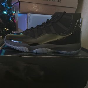 Jordan 11 cap and gown